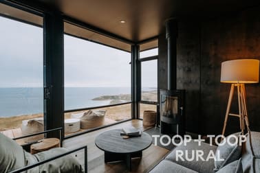 Click to view all images Wander Pods/6208 North Coast Road Middle River SA 5223 - Image 3