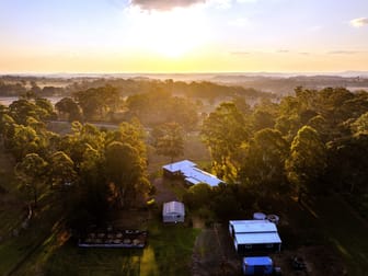 Click to view all images 63 Erbacher Road Hampton QLD 4352 - Image 1