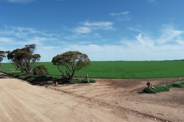 235 Rose Road Arthurton SA 5572 - Image 3