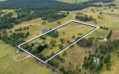 Click to view all images 215 Rosherville Road Metung VIC 3904 - Image 2