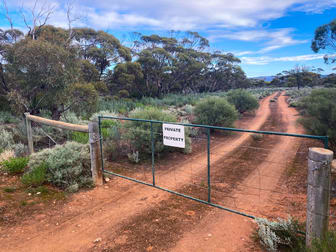 1 Swallows Nest Road Cowell SA 5602 - Image 1