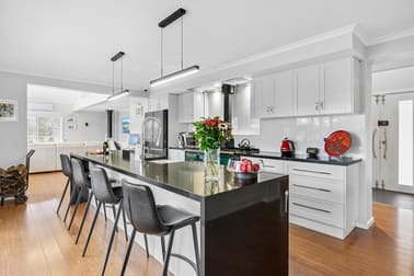 Click to view all images 202 White Flag Road Binalong NSW 2584 - Image 2