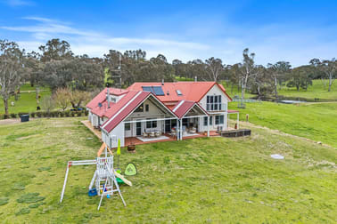 202 White Flag Road Binalong NSW 2584 - Image 2
