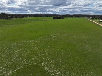 457 Scenic Road Eddington VIC 3472 - Image 2
