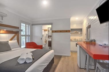 Accommodation & Tourism  business for sale in Nowra - Image 2