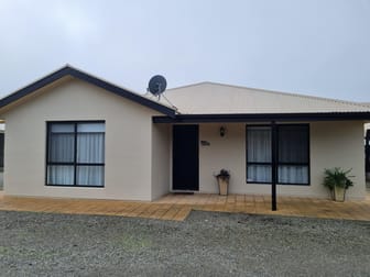 Click to view all images 176 Grace Road Leasingham SA 5452 - Image 2