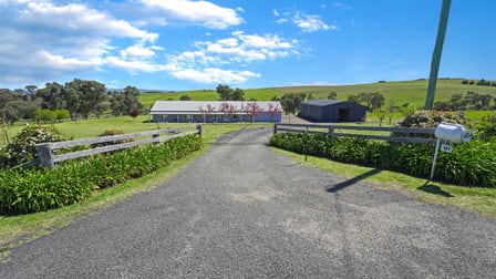 Click to view all images 107 Thompsons Hill Retreat White Rock NSW 2795 - Image 1