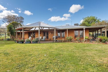 851 Lake Road Bethanga VIC 3691 - Image 2