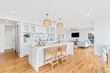 Click to view all images 2 Traveston Road Traveston QLD 4570 - Image 3