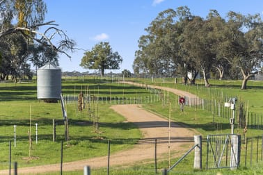 Springdale Road Tarrawingee VIC 3678 - Image 2