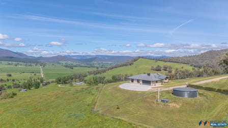 Click to view all images 83 Byers Lane Rosewhite VIC 3737 - Image 1