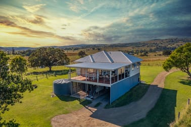 Click to view all images 52 Milford Middle Road Milford QLD 4310 - Image 2