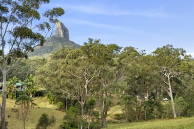 Click to view all images 319 Mount Beerwah Road Glass House Mountains QLD 4518 - Image 2