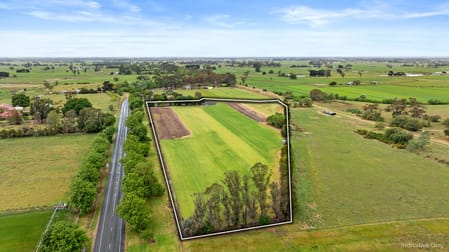 Click to view all images 5244 Traralgon-Maffra Road Tinamba VIC 3859 - Image 3
