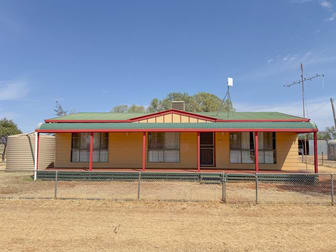129 The Valley Way Trundle NSW 2875 - Image 1