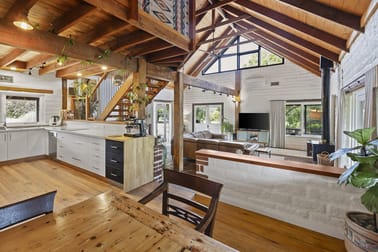 14 Campagnolos Road Mansfield VIC 3722 - Image 2