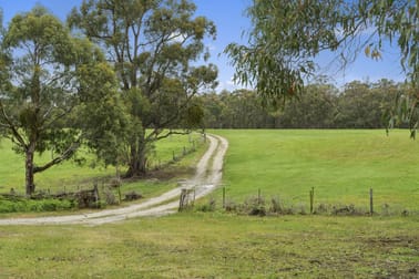 140 Skyes Road Berringa VIC 3351 - Image 2