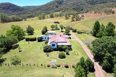 Click to view all images 147 Rosses Road Gloucester NSW 2422 - Image 2