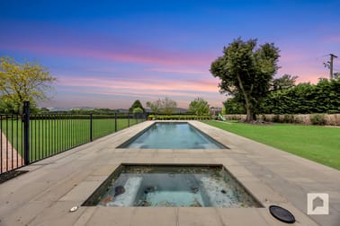 240 Racecourse Road Lancefield VIC 3435 - Image 3