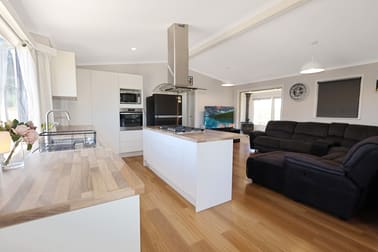 Click to view all images 540 Sandy Creek Road Mccullys Gap NSW 2333 - Image 3