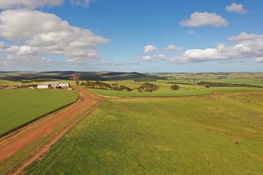 251 Reservoir Drive Whites Flat SA 5607 - Image 2