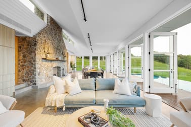 Click to view all images Dayboro QLD 4521 - Image 3