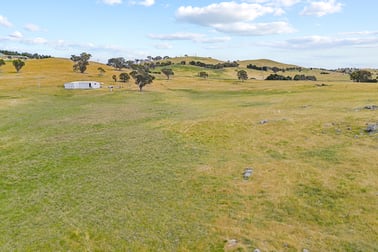 Click to view all images 193 Lucernvale Road Yass NSW 2582 - Image 1