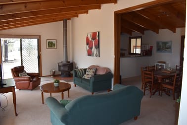 Click to view all images 76 Kerrs Lane Caragabal NSW 2810 - Image 3