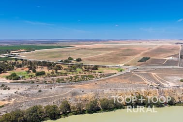 2767 Hunter Road Swan Reach SA 5354 - Image 2
