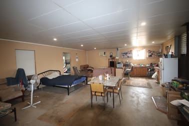 24754 Burnett Highway Ceratodus QLD 4627 - Image 2