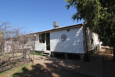 Click to view all images 68 Wilcannia-Menindee Road Menindee NSW 2879 - Image 3