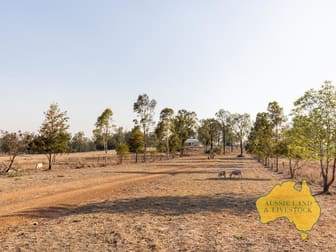 Click to view all images 110 BENHAMS ROAD Mundubbera QLD 4626 - Image 3