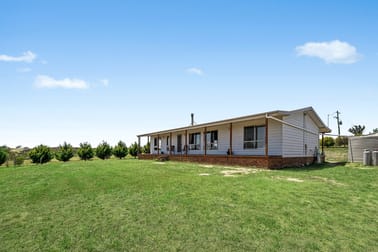 Click to view all images 33 Bathampton Road Wimbledon NSW 2795 - Image 3