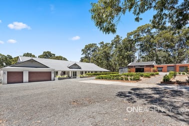 Click to view all images 240 Albatross Road Nowra Hill NSW 2540 - Image 1