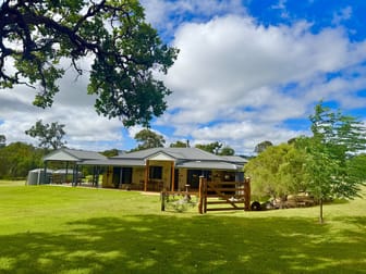 881 New England Highway Yarraman QLD 4614 - Image 1