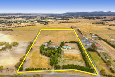 Click to view all images 85 Palmer Road Sunbury VIC 3429 - Image 2