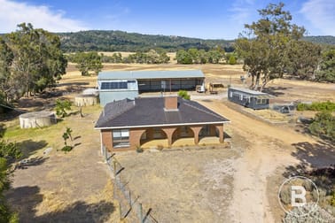 Click to view all images 264 Panrock Reservoir Road Black Range VIC 3381 - Image 1