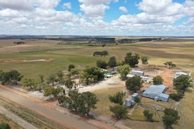 905 Coomberdale Road West Coomberdale WA 6512 - Image 1