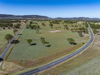 Click to view all images 32 Woodside Road Tenterfield NSW 2372 - Image 1