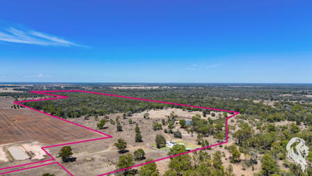 Click to view all images 296 Forest Way Wee Waa NSW 2388 - Image 2