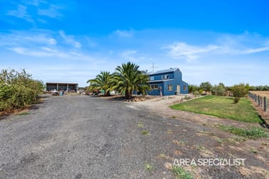 Click to view all images 1040 Koo Wee Rup-Long Warry Road Catani VIC 3981 - Image 3