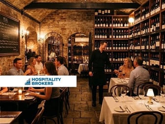 Restaurant  business for sale in Spring Hill - Image 1