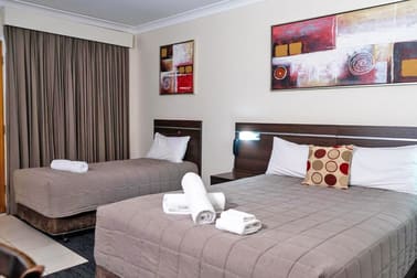 87 Cobra Street Dubbo NSW 2830 - Image 3