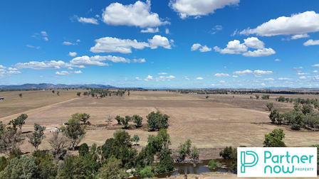 37 Evans Lane Tamworth NSW 2340 - Image 2