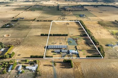 Click to view all images 127 School Lane Cambrian Hill VIC 3352 - Image 3