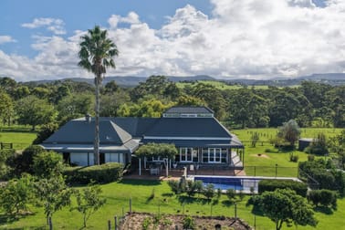 Click to view all images 24 Evans Lane Woodstock NSW 2538 - Image 2