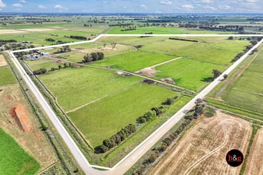 45 Hickey Avenue Invergordon VIC 3636 - Image 2