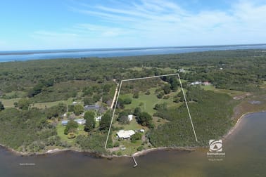 155 Gravelly Point Road Raymond Island VIC 3880 - Image 2