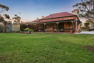 Click to view all images 278 Burnside Road Strathalbyn SA 5255 - Image 3