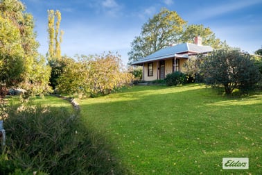 359 Burton Avenue Kyneton VIC 3444 - Image 1